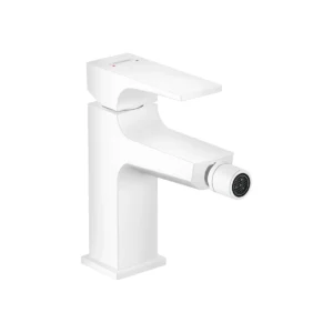 Metropol Single lever bidet mixer with lever handle and push open waste  Matt White