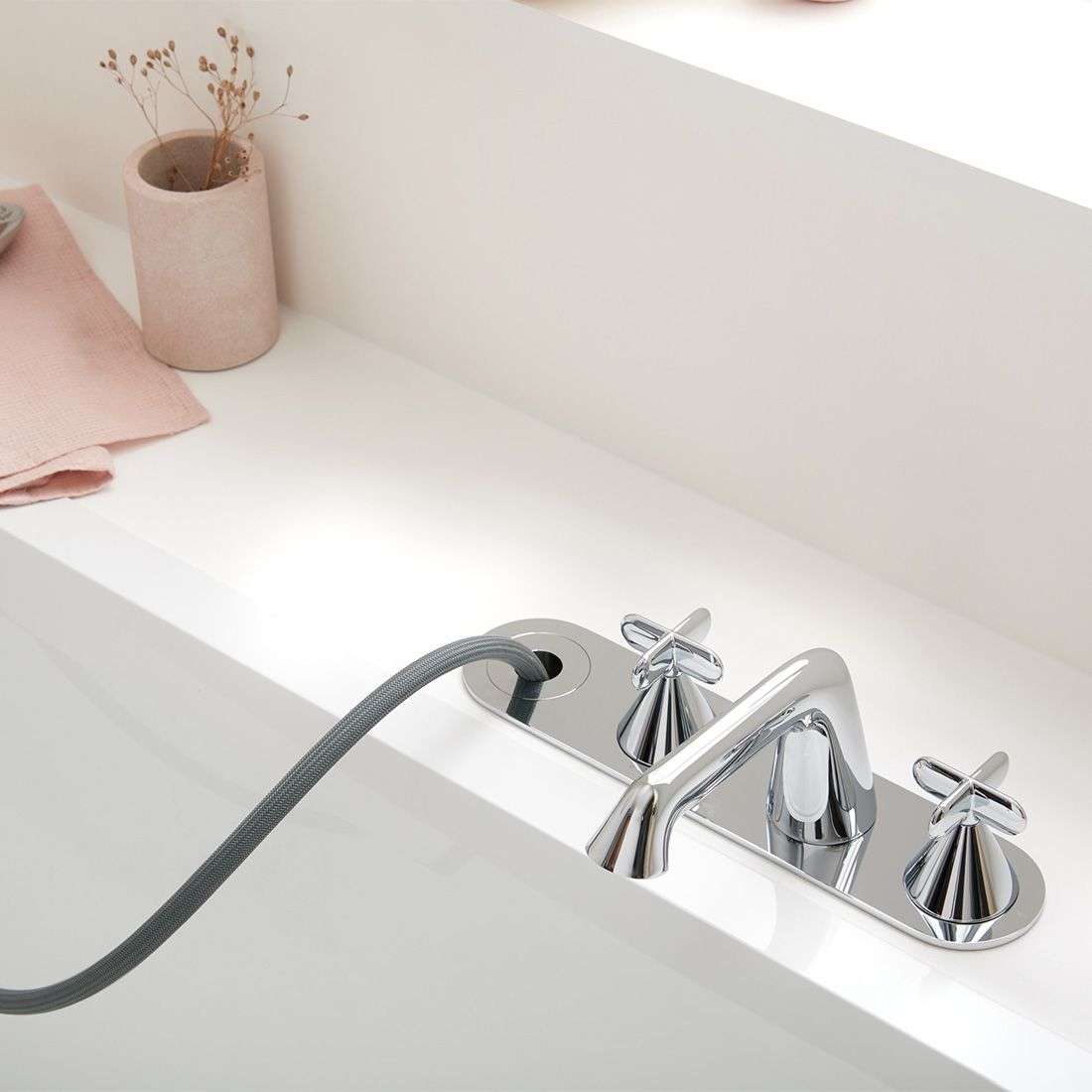 Vado Arrondi Deck Mounted 4 Hole Thermostatic Bath Shower Mixer Cross Handle - Image 3