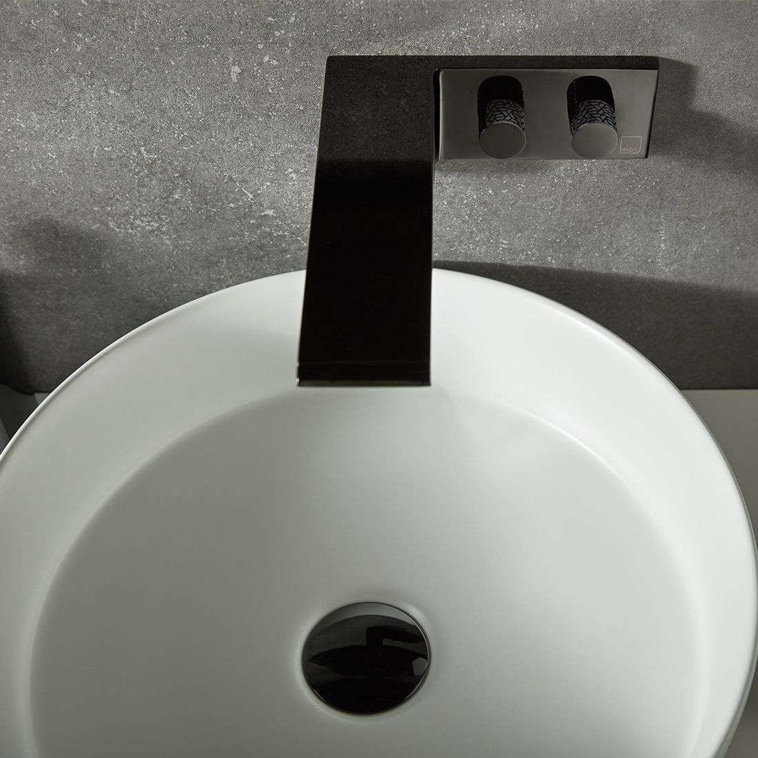 Vado Omika Universal Basin Waste, Polished Black