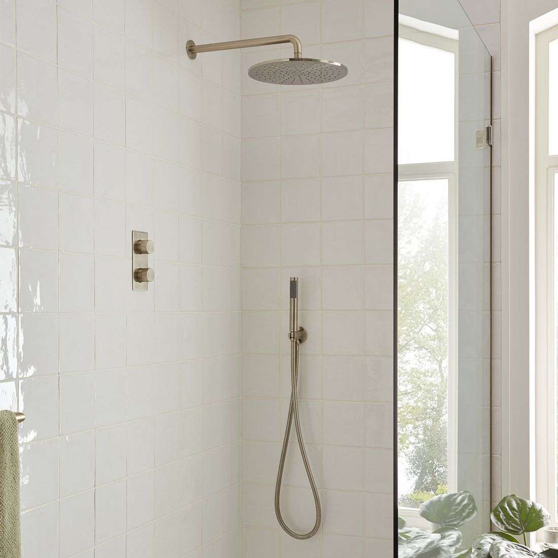Vado Single Function Easy Clean Round Shower Head 300mm (12") Brushed Nickel - Image 2