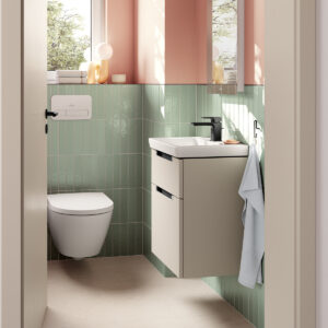 Villeroy & Boch Subway 2.0 wall mounted toilet with DirectFlush & Soft Close Seat